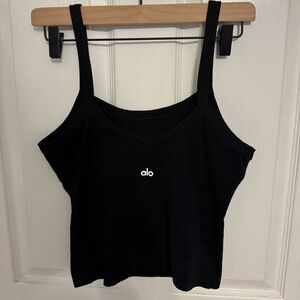 ALO Yoga Classic Black Cropped Tank Top - Gently Used